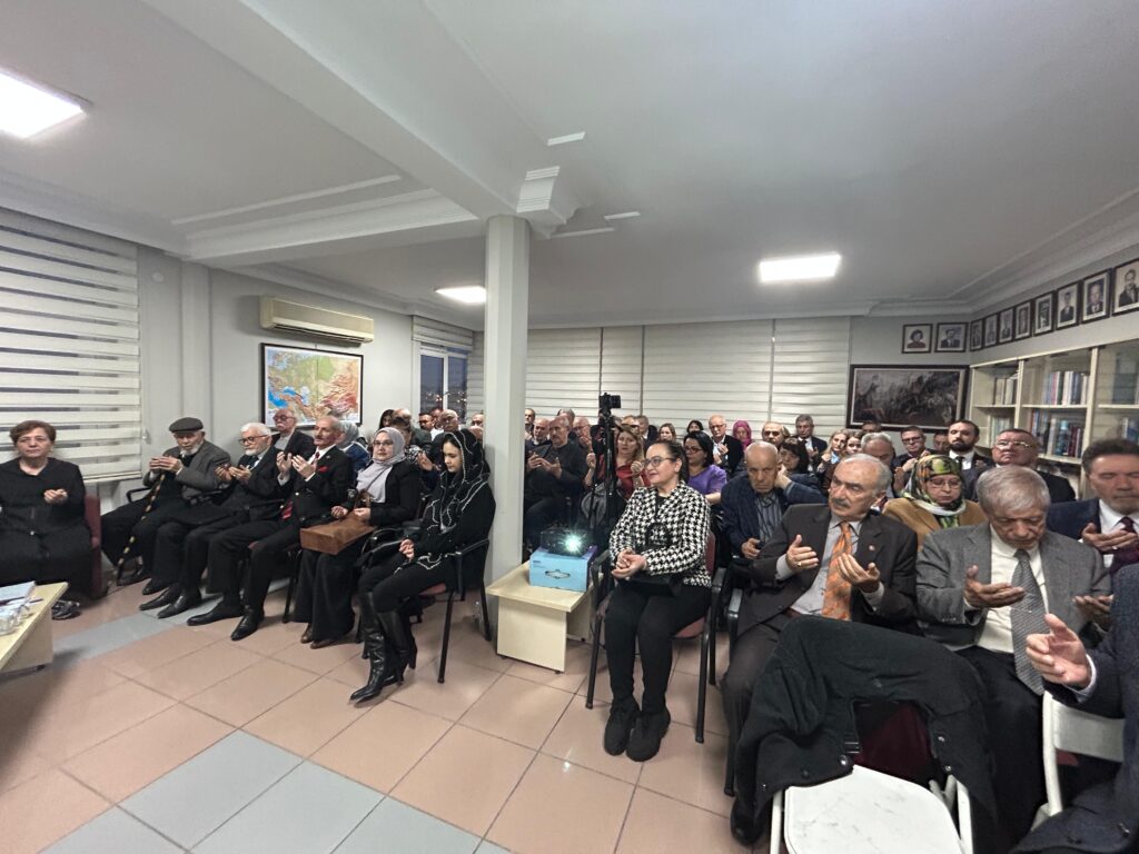 69cb7950dafb5587-1024x768 Dr. Yakup Ömeroğlu Türk Ocaklarıda anıldı