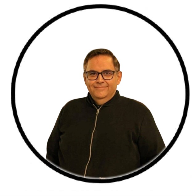 pixiz-21-12-2025-21-40-59 TÜRKÇE’Yİ YAŞAYAN VE YAŞATAN ŞAİR:YAVUZ BÜLENT BÂKİLER